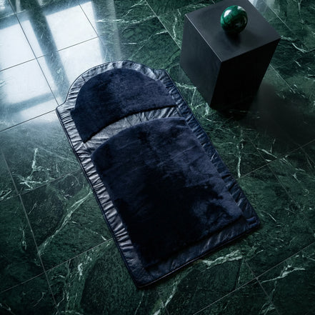 Miras Quabba Lacivert Desenli Namaz Seccadesi