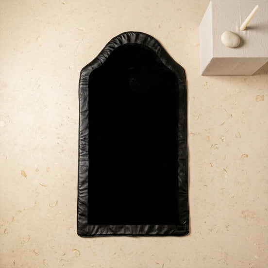 Miras Quasar Yay Siyah Desenli Namaz Seccadesi