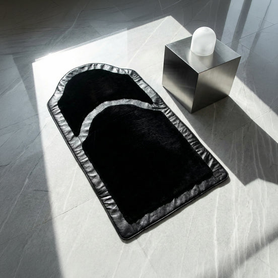 Miras Quasar Yay Siyah Desenli Namaz Seccadesi